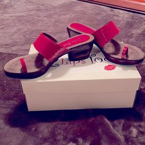 Cherry 🍒 red paten leather ring toe sandal size 9